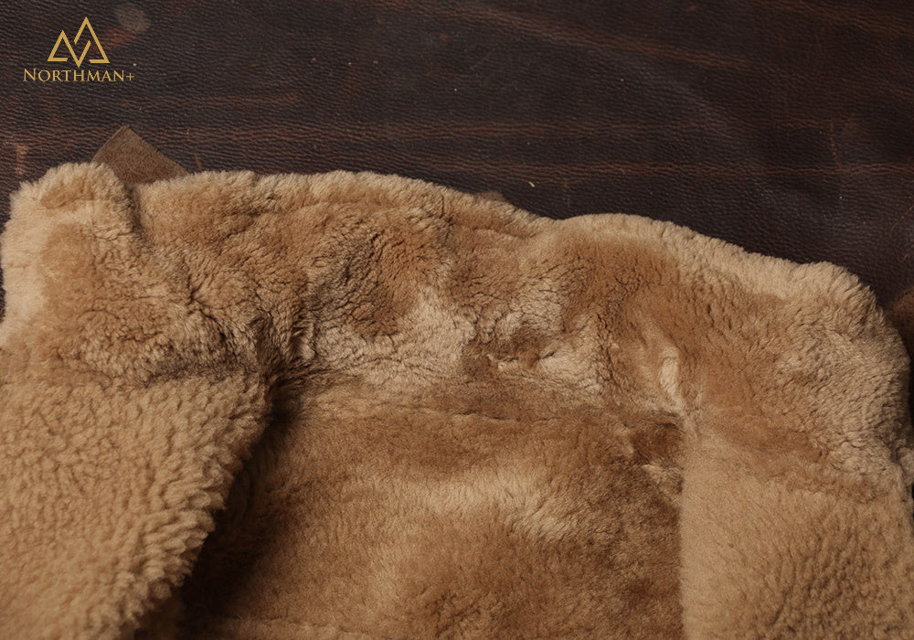 Blouson aviateur classique en cuir de mouton shearling B-3 par Northman+
