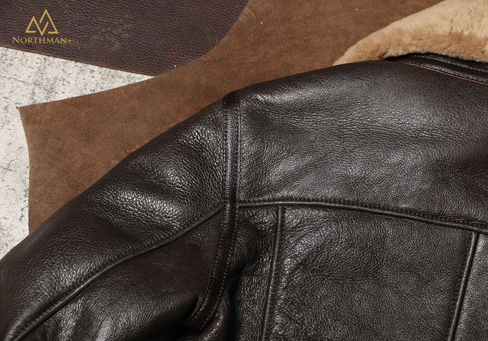 Blouson aviateur classique en cuir de mouton shearling B-3 par Northman+