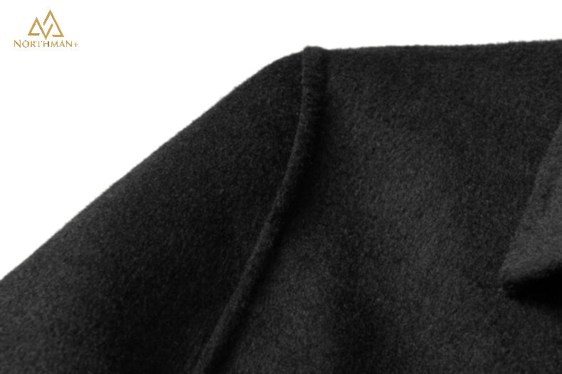 Manteau en laine noire pour homme